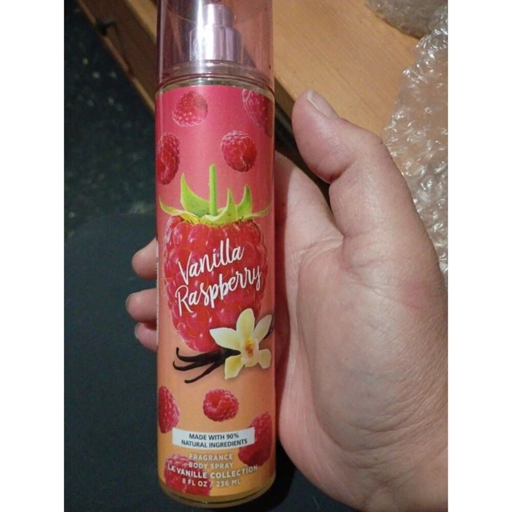 Brand new vanilla raspberry body spray-0564